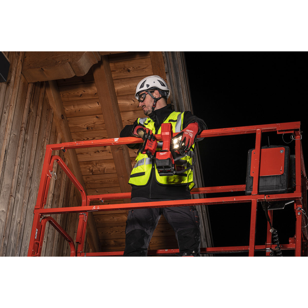 Milwaukee M18ubl-0 proiector led utilitar   4933459433
