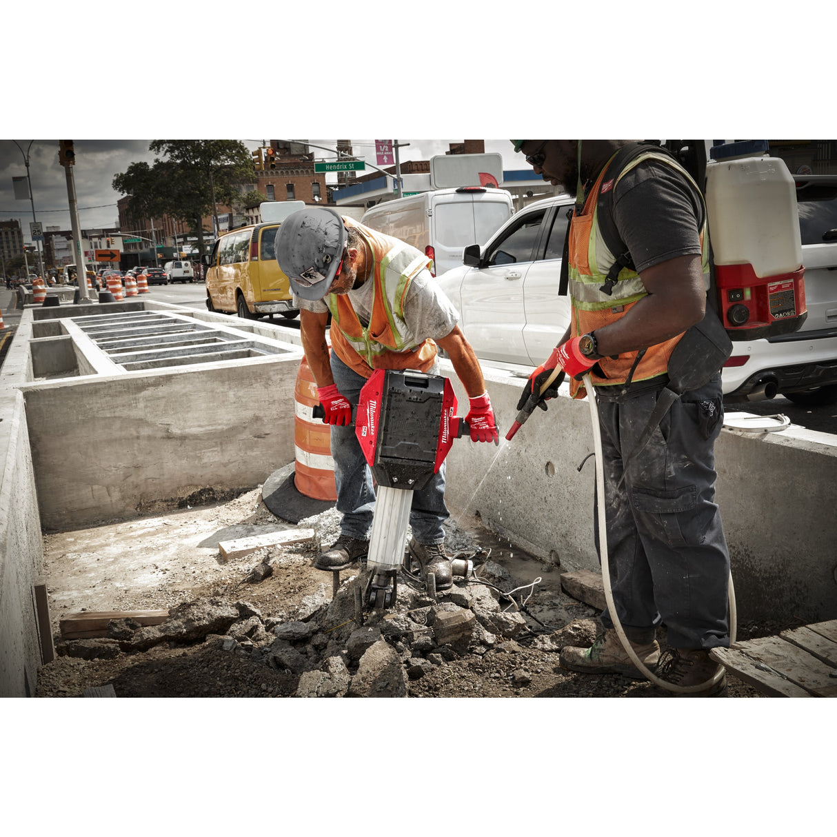 MXF DH2528H Ciocan demolator 28 mm Hex clasa 25 kg MX FUEL™ Milwaukee