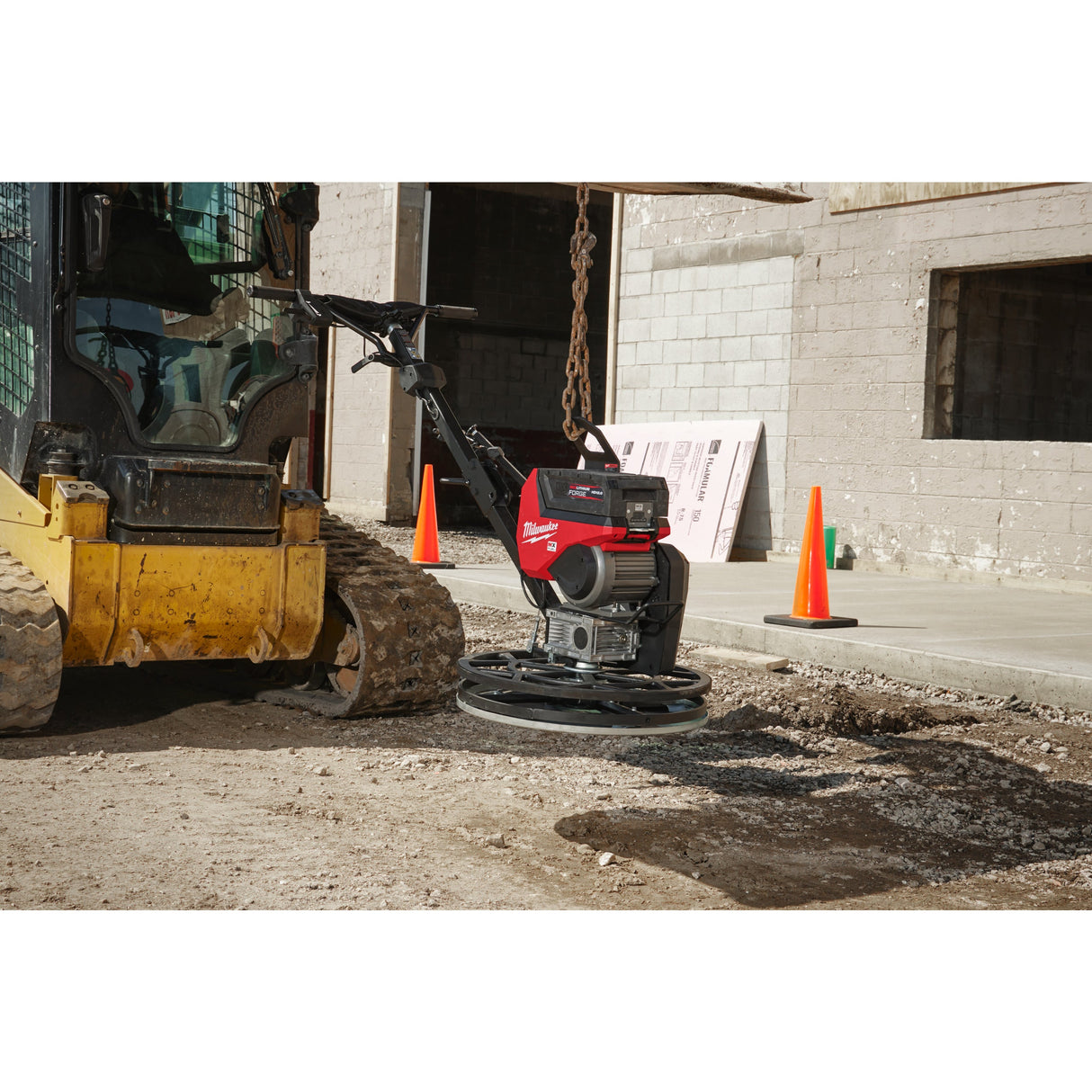 MXF WBT60 Mașină de finisat beton MX FUEL™ 600 mm Milwaukee