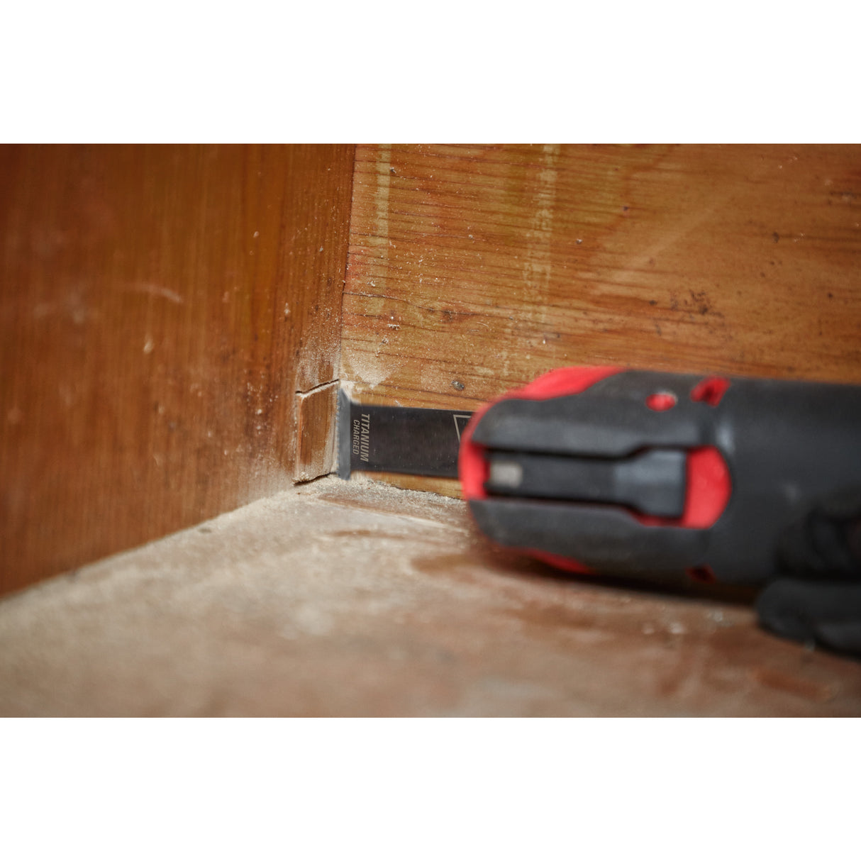 Milwaukee 48851203 Pânză bi-metal cu acoperire îmbunătățită cu titan pentru tăierea metalelor moi, șuruburilor, cuielor, pvc-ului și gips carton.