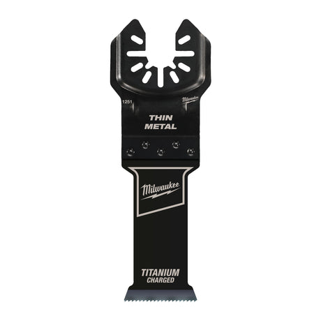 Milwaukee 48851251 Pânze bi-metalice cu acoperire îmbunătățită cu titan, cu lățime de tăiere mai îngustă și corp mai lung, concepute pentru tăierea metalelor moi, șuruburilor, cuielor, pvc și gips carton.