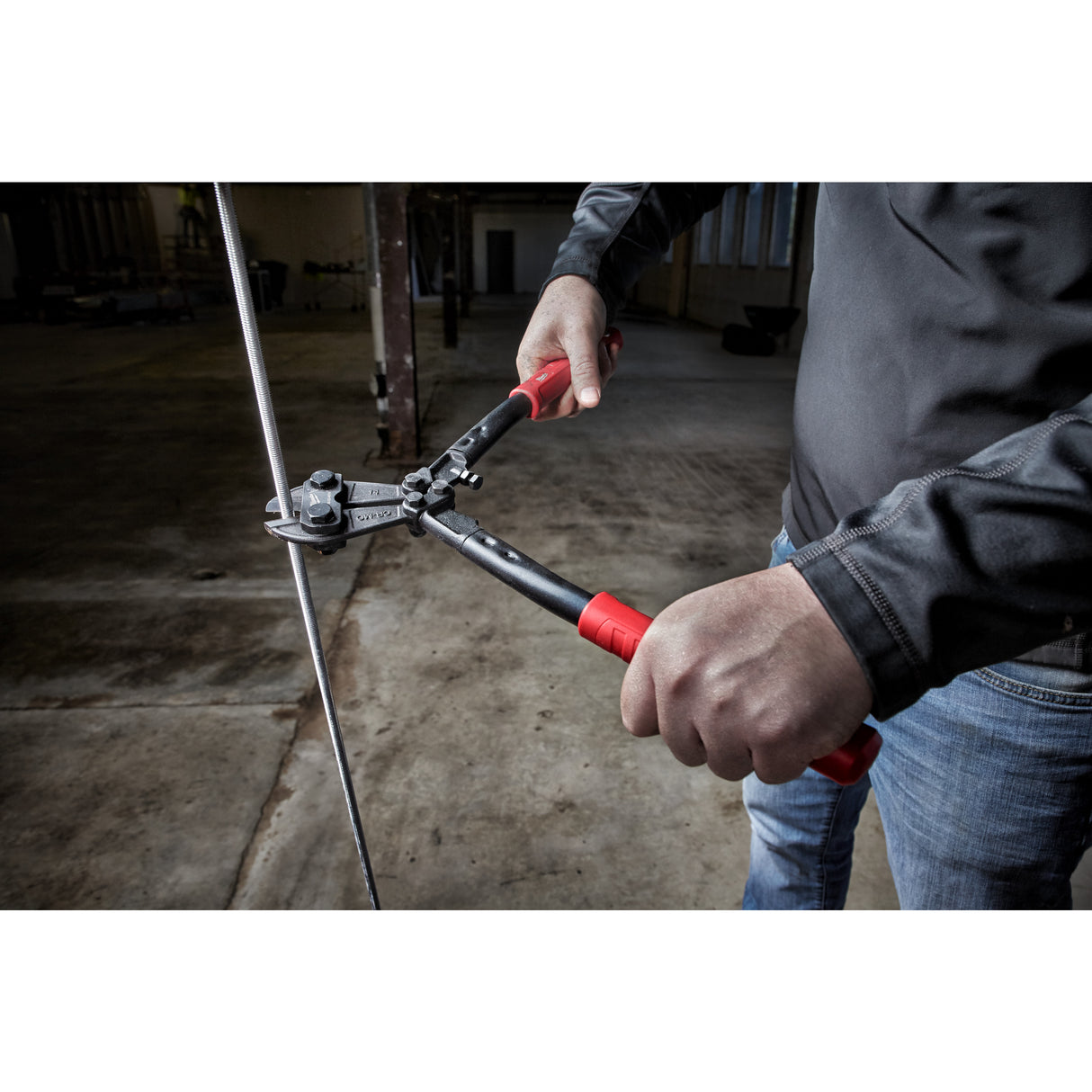 Milwaukee Clește de tăiat cu articulație 360 mm 4932464827