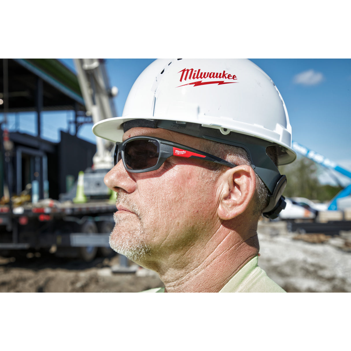 Milwaukee Ochelari de protecție premium cu lentilă fumurie  4932471884