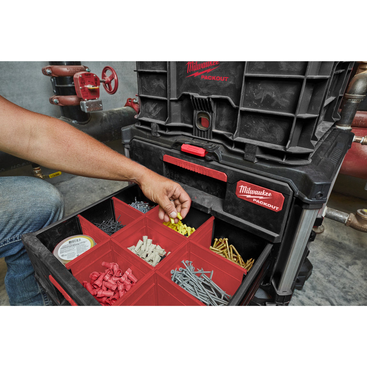 Cutii PACKOUT™ cu sertare Milwaukee