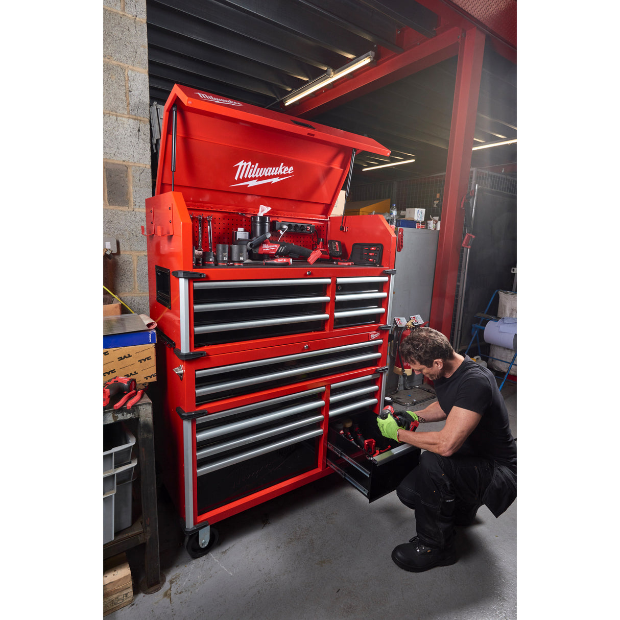 Milwaukee Dulap de scule mobil, cu 10 sertare, metalic, 117 cm 4932478852