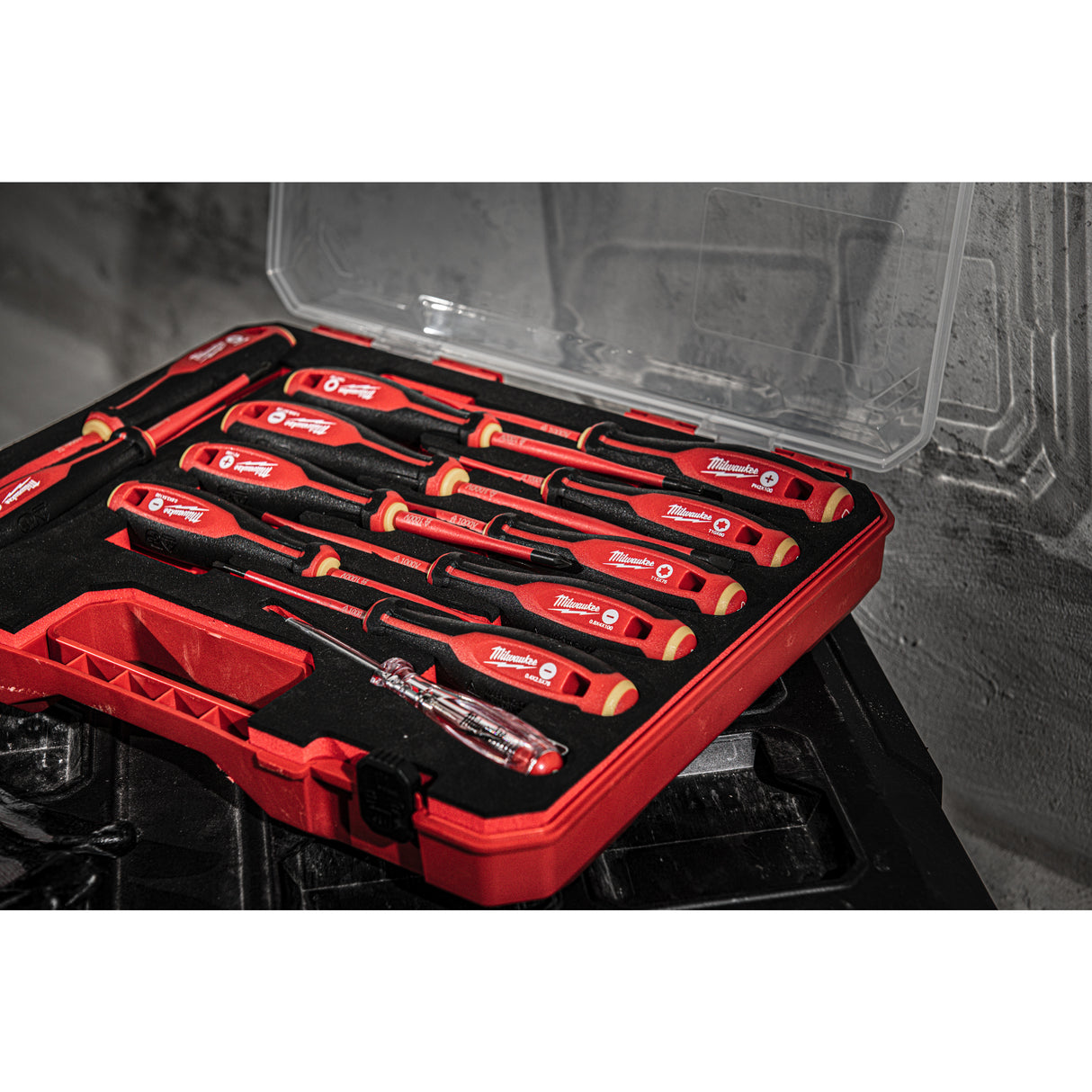 Milwaukee Tri-Lobe VDE screwdriver T27 x 100 4932498986