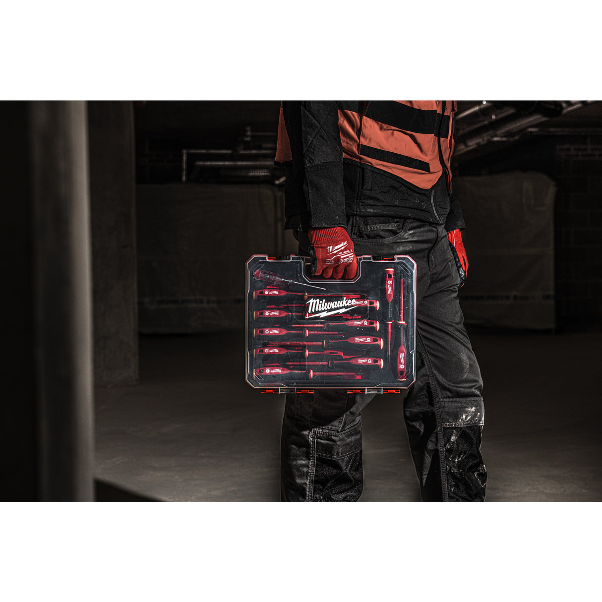 Milwaukee Set șurubelnițe tri-lobe vde - 12 bucăți (sl2.5 / sl3 / sl4 / sl5.5 / ph1 / ph2 / pz1 / pz2 / t10 / t15 / t20) 4932479095