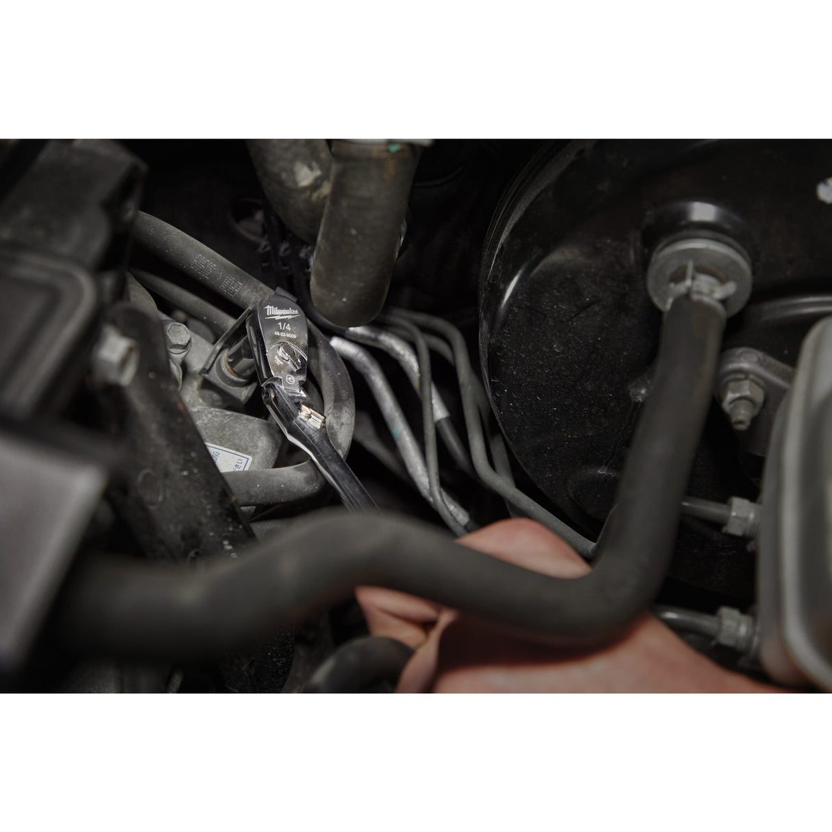 Antrenor cu clichet cu cap pivotant ¼″ Milwaukee