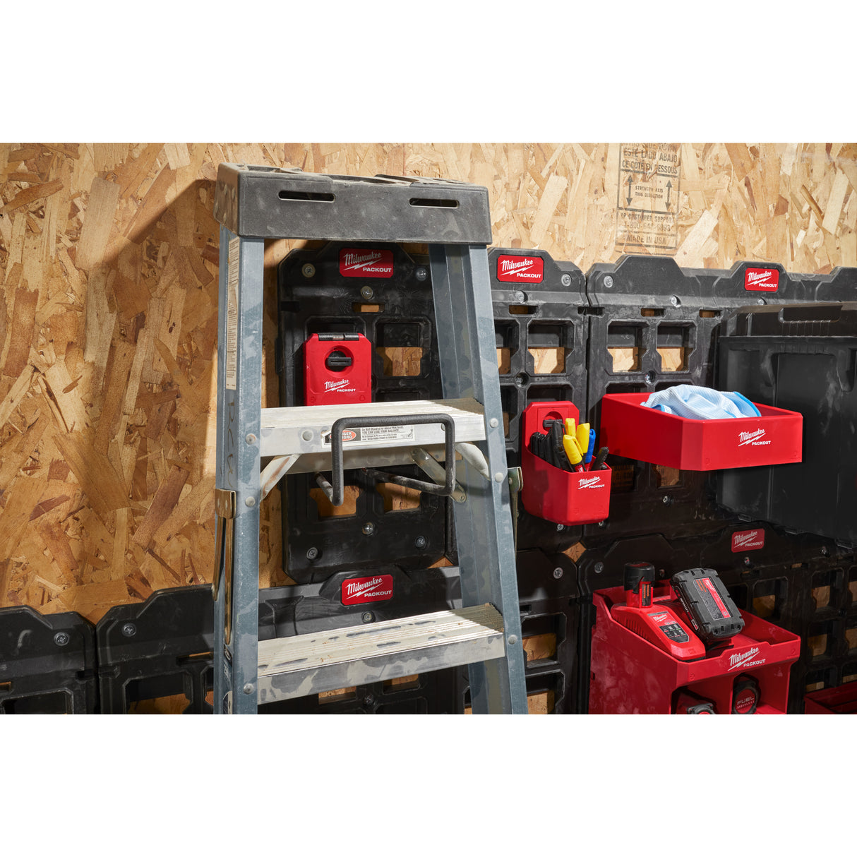 Milwaukee Suport fixare compact PACKOUT™ 4932480621