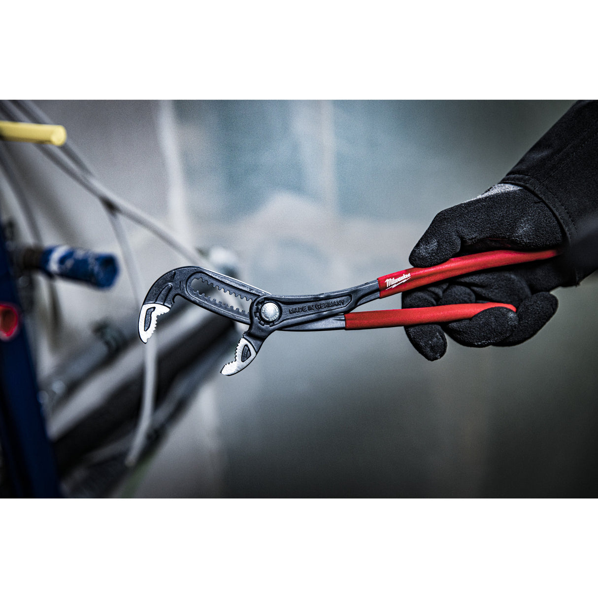 Clești reglabili pentru instalatori Milwaukee