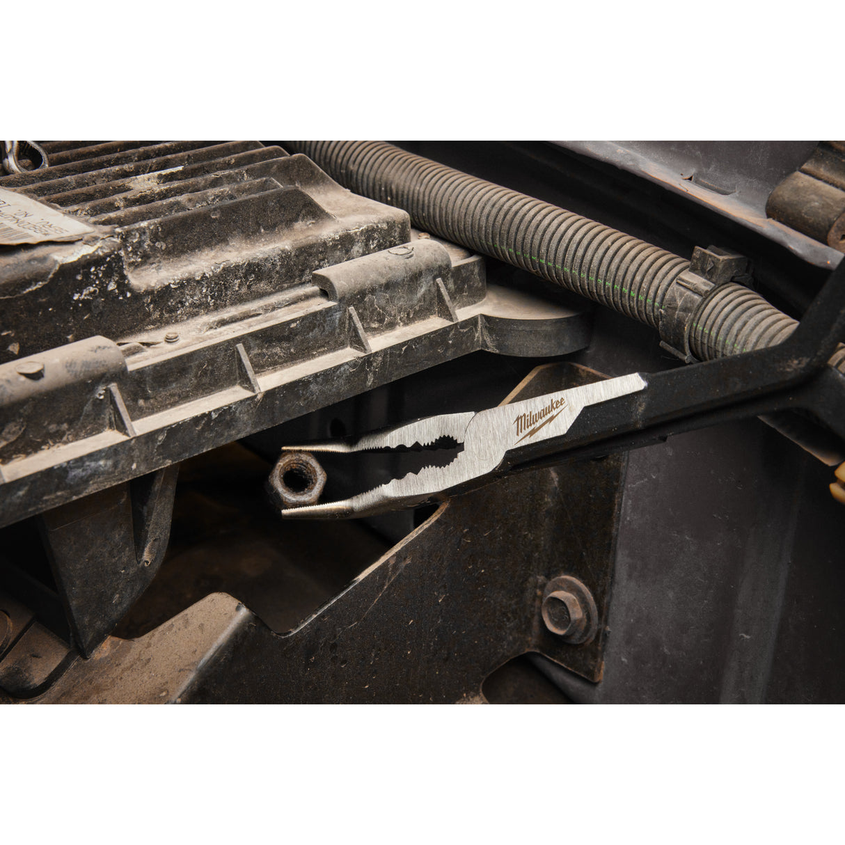 Milwaukee Clește cu nas lung - 45 grade 4932492498