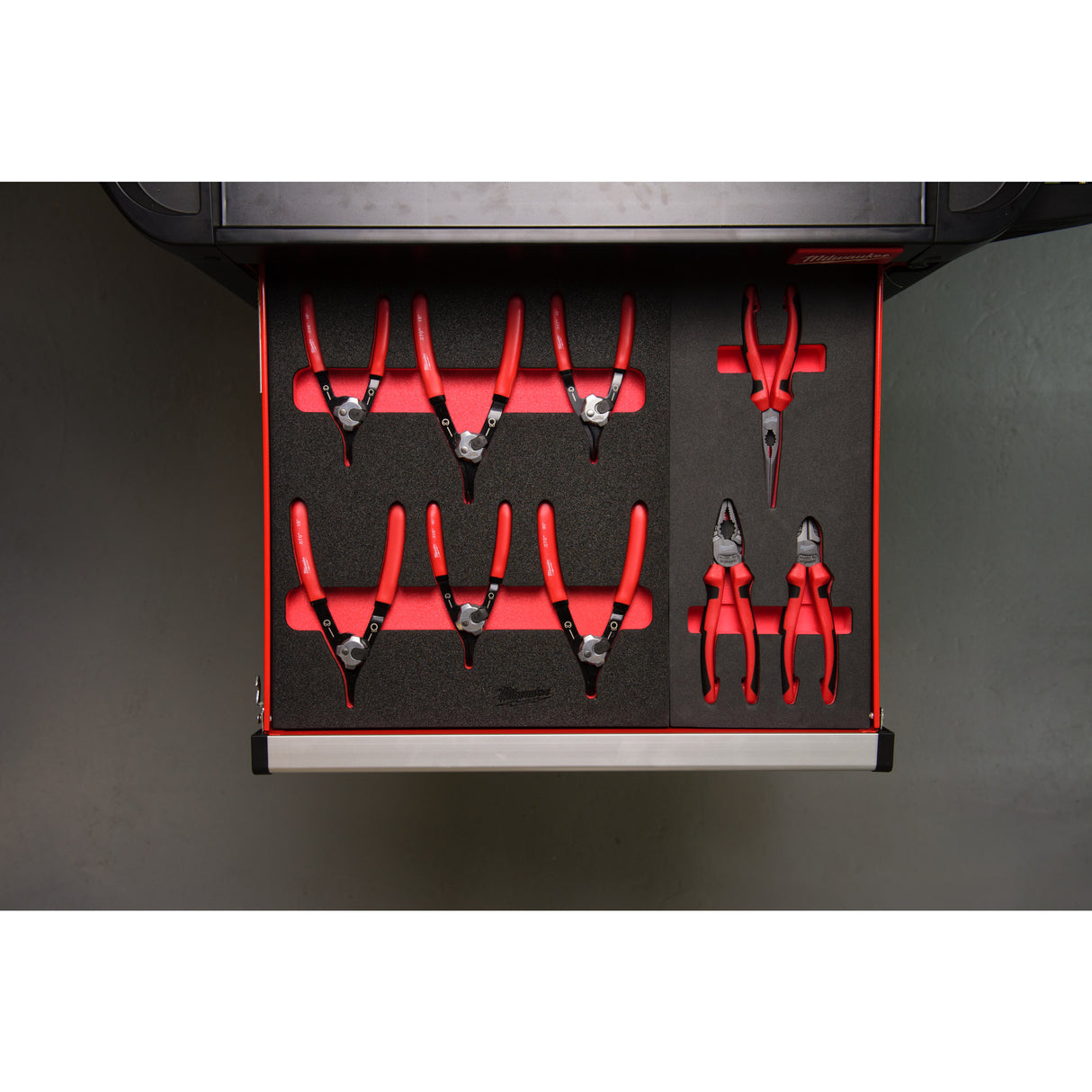 Milwaukee Set 3 bucăți clești în inserție spumă 4932493256