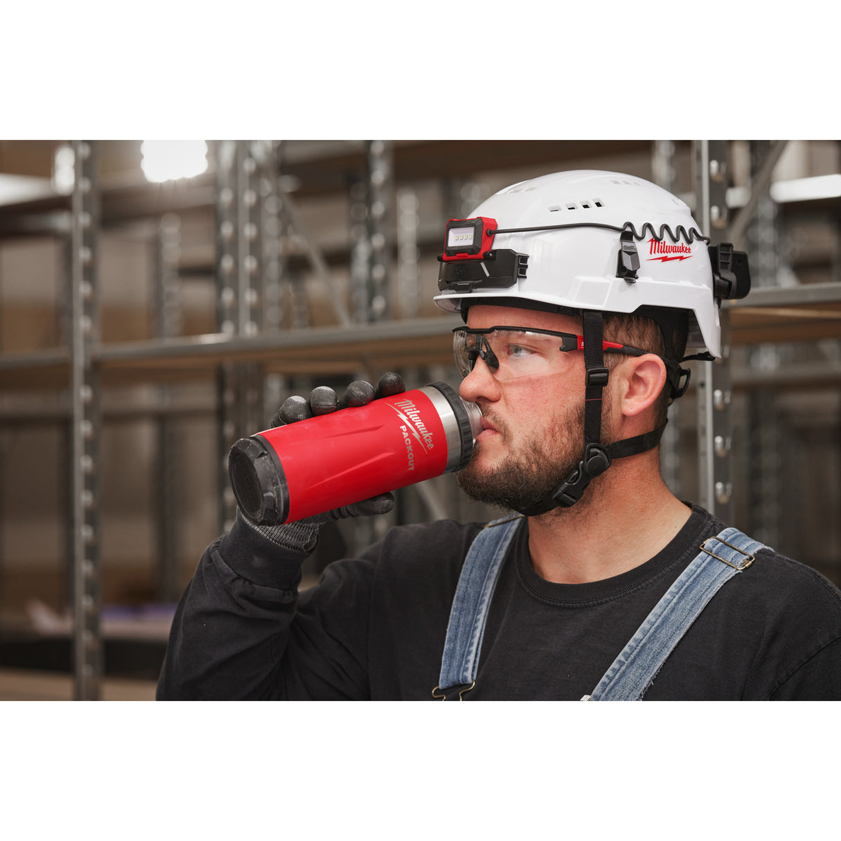 Milwaukee Sticlă roșie PACKOUT™ 710 ml cu capac 4932493465
