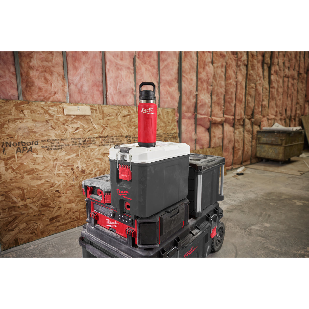 Milwaukee Sticlă roșie PACKOUT™ 532 ml cu capac 4932493991