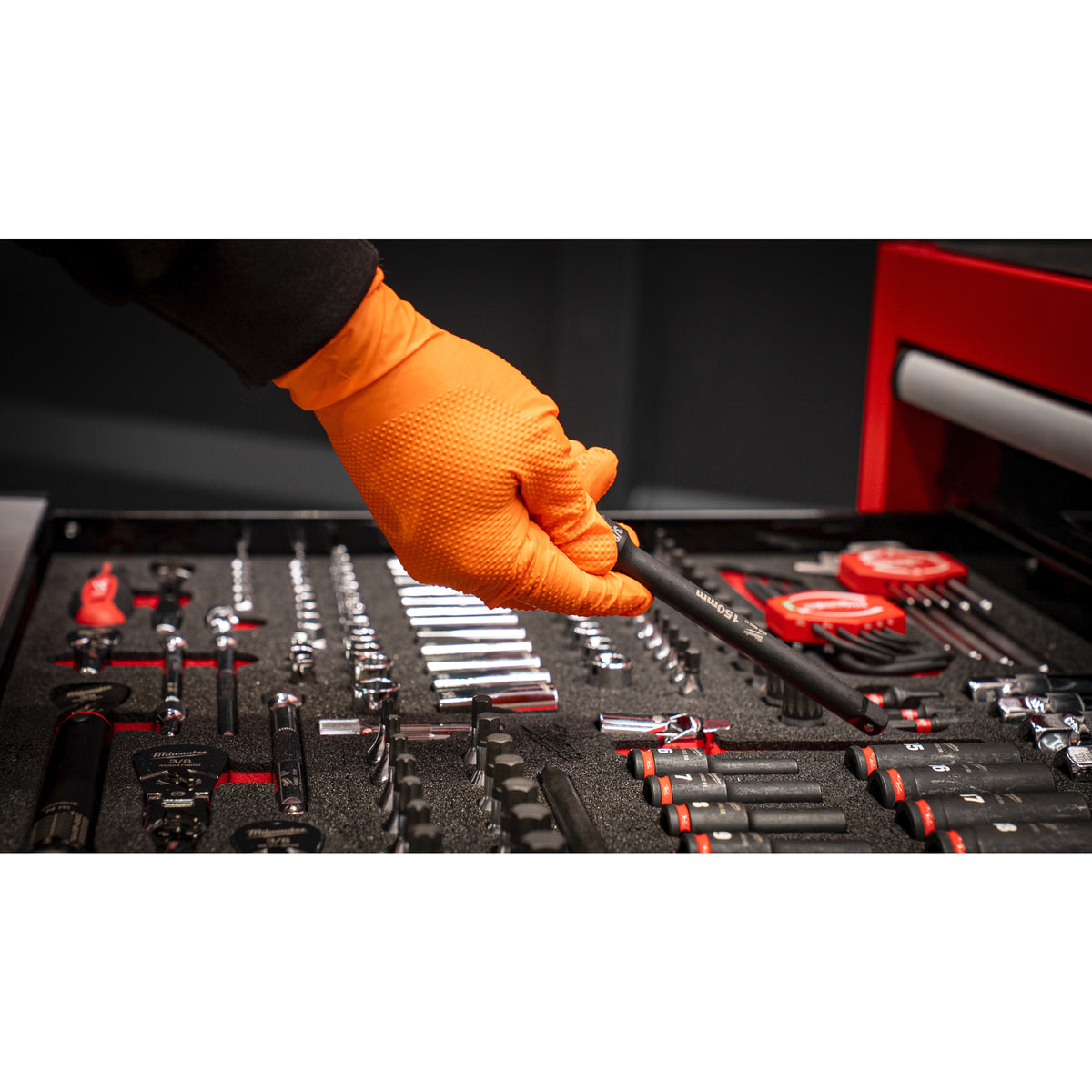 4932502079 TOOLGUARD™ Dulap premium 117 cm echipat cu 501 pc Milwaukee