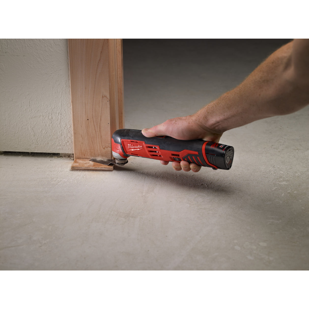 Milwaukee C12mt-0 mașină multi.   4933427180