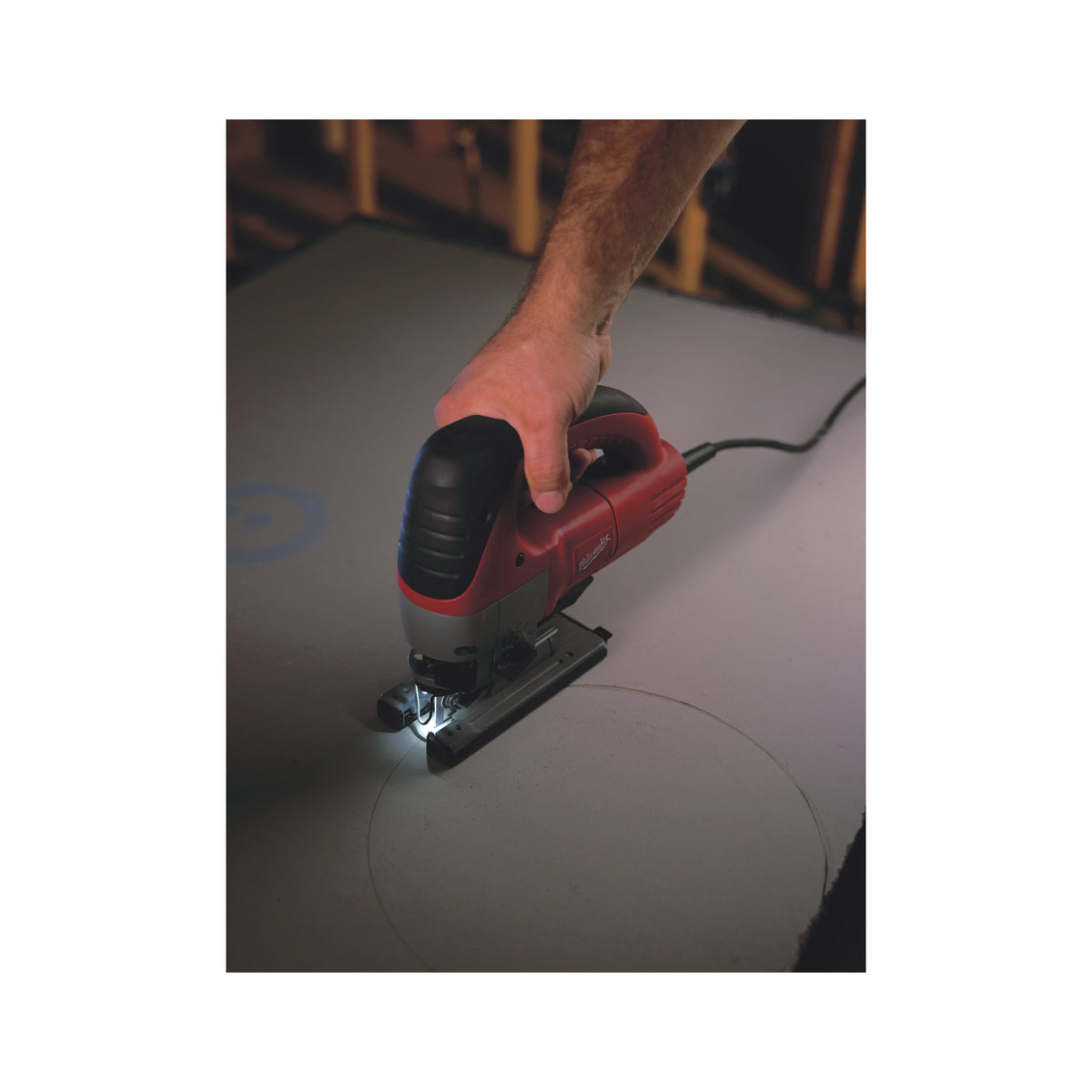 4933500568 Fierăstrău pendular Heavy Duty, cu mâner superior Milwaukee