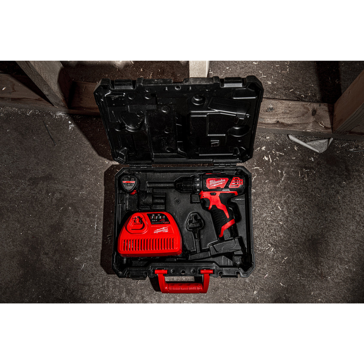 Milwaukee Mașină de găurit subcompactă M12 BDD 4933479439