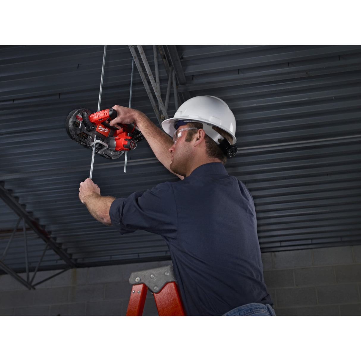 M12 BS Fierăstrău cu bandă pentru metal M12™ subcompact Milwaukee