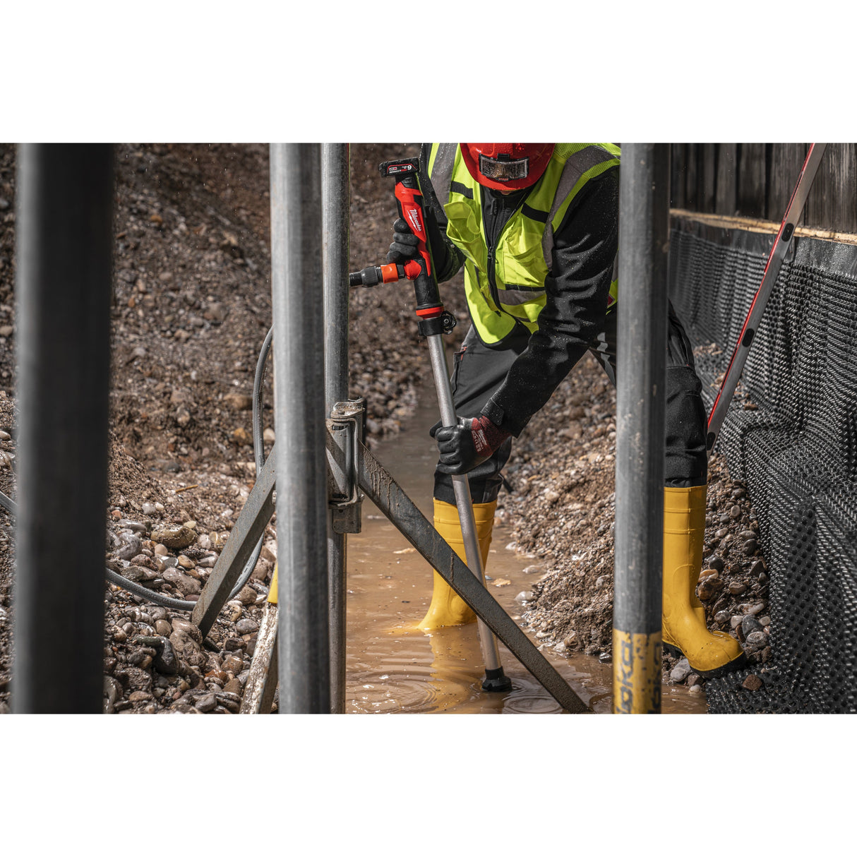 M12 BSWP Pompă de apă cu perii M12™ HYDROPASS™ Milwaukee