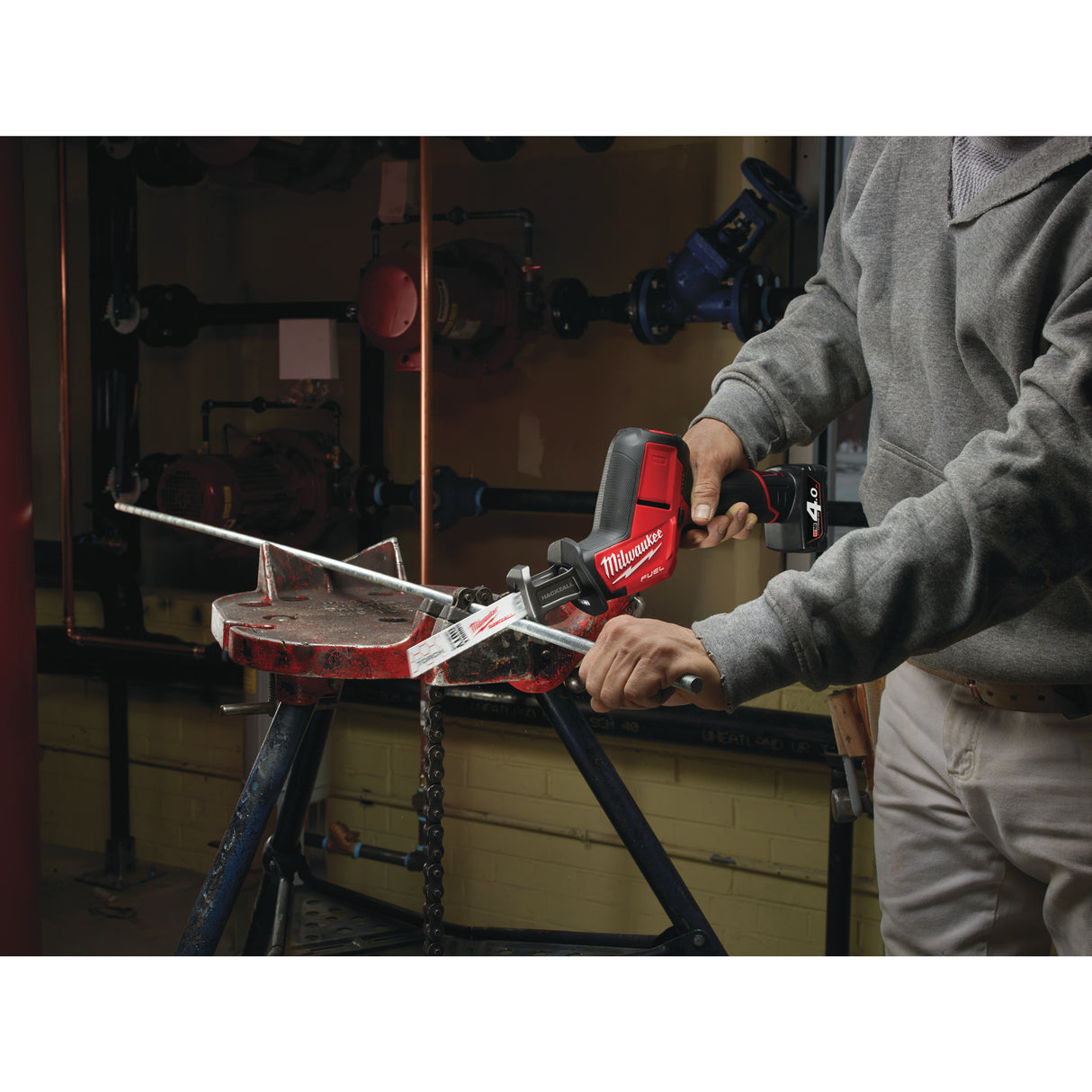 Milwaukee M12chz-0 fier. sabie acu.   4933446960