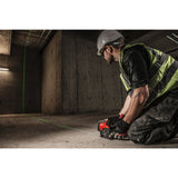 Nivelă laser M12™ cu linie transversală verde cu funcție fir cu plumb Milwaukee