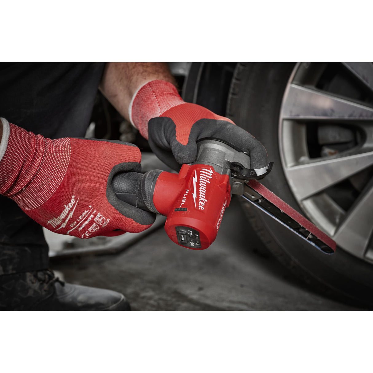 M12 FBFL13 Șlefuitor cu bandă M12 FUEL™ 13 mm Milwaukee