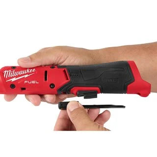 Antrenor cu clichet Milwaukee® M12 FIR14G2 ¼″, 61 Nm, motor fără perii
