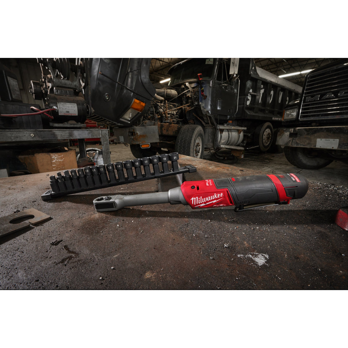 M12 FPTR Antrenor cu clichet M12 FUEL™ INSIDER™ pass-through Milwaukee