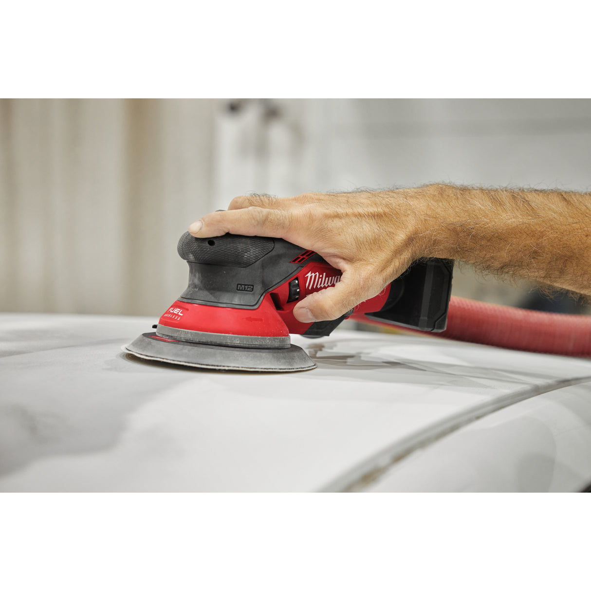 Milwaukee M12FROS5-502X Șlefuitor orbital M12 FUEL™ 150 mm cu orbită de 5.0 mm﻿ 4933493651