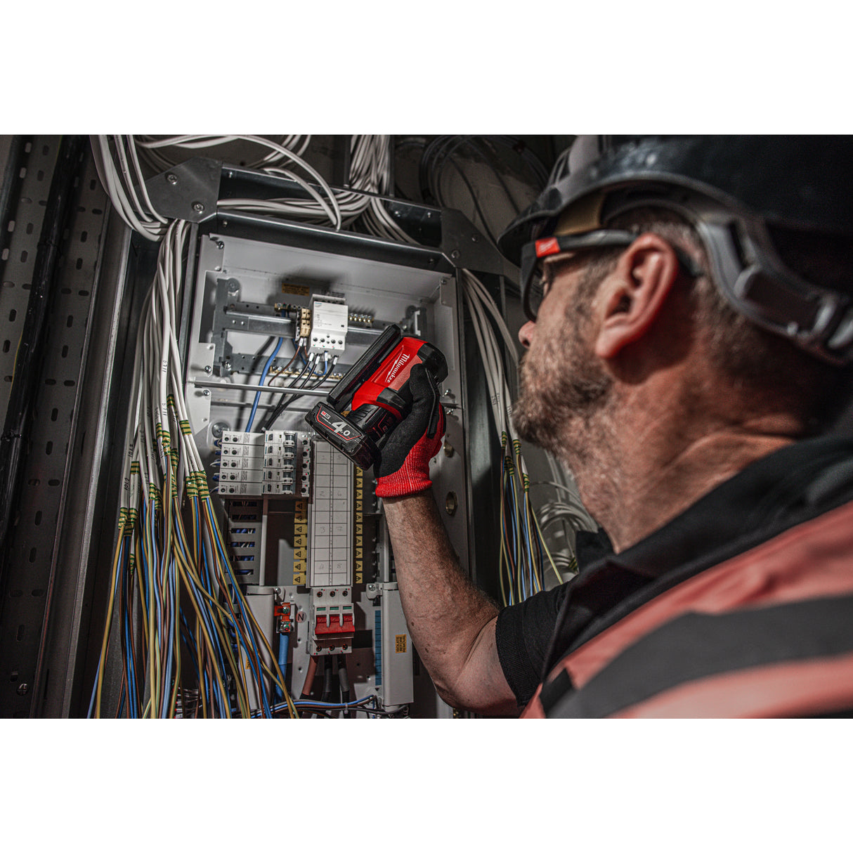 Milwaukee M12pal-0 proiector pivotant   4933478226