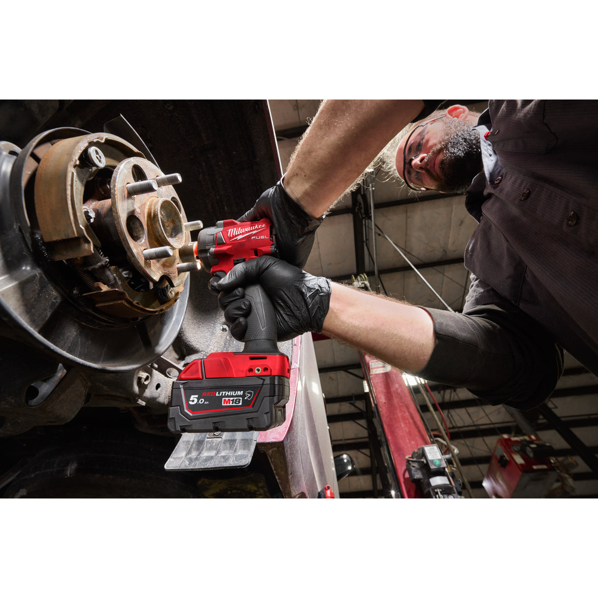Milwaukee M18b5-cr acumulator   4932479265