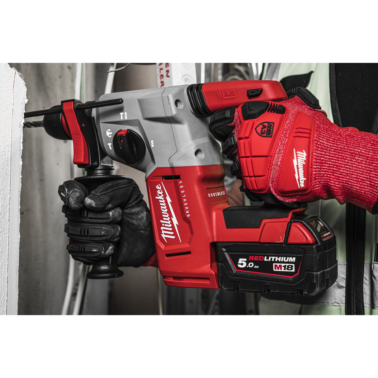 M18 BLHX Ciocan rotopercutor SDS-Plus 26 mm fără perii cu 4 funcții și mandrină FIXTEC™ M18™ Milwaukee