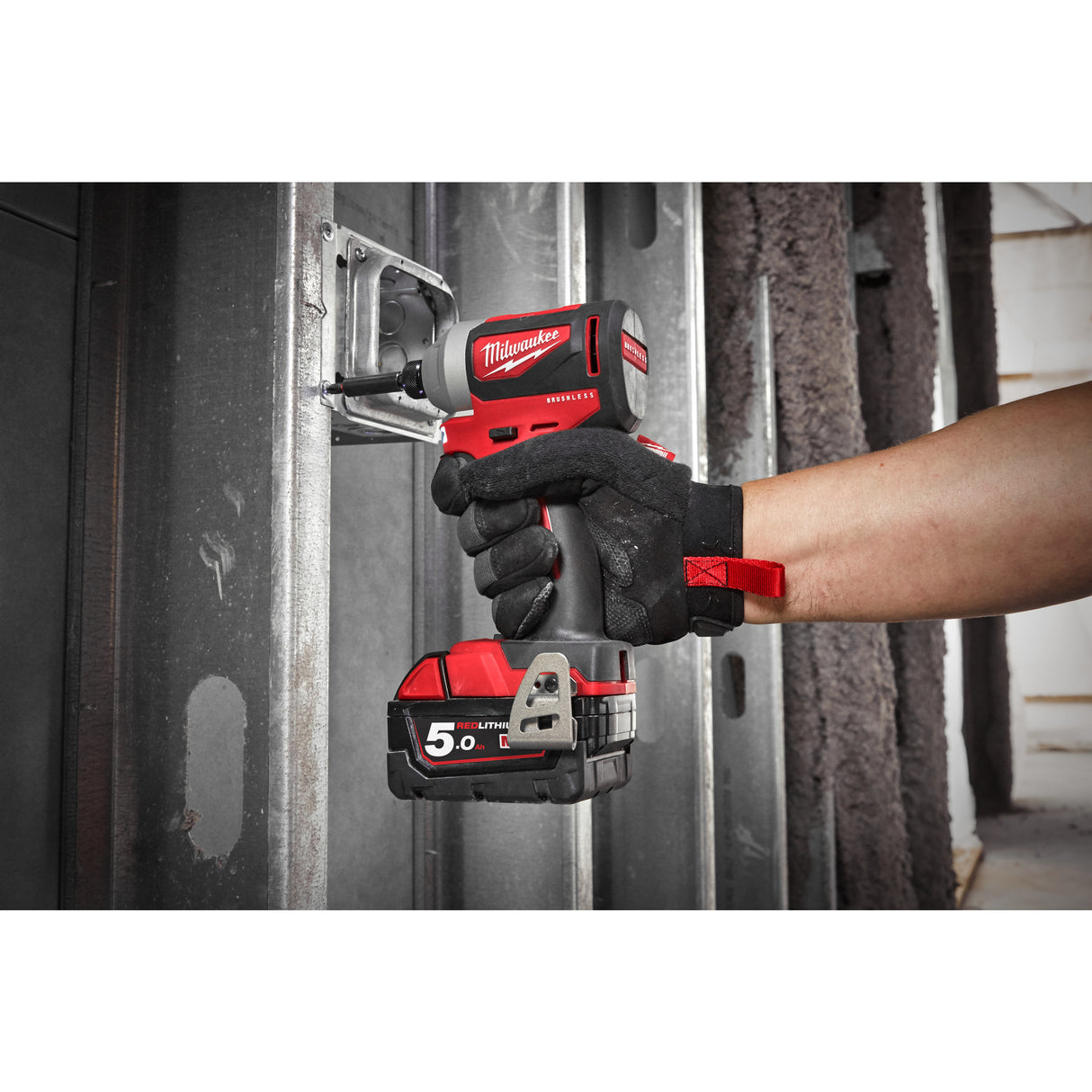 Milwaukee M18blid2-502x cheie impact cu acumulator 4933464520