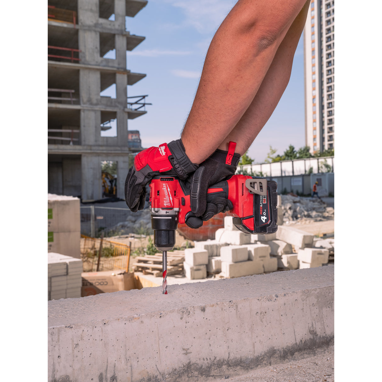 Milwaukee M18 blpdrc-402c eu mașină de găurit compactă, cu percuție și motor fără perii M18™﻿ 4933492824