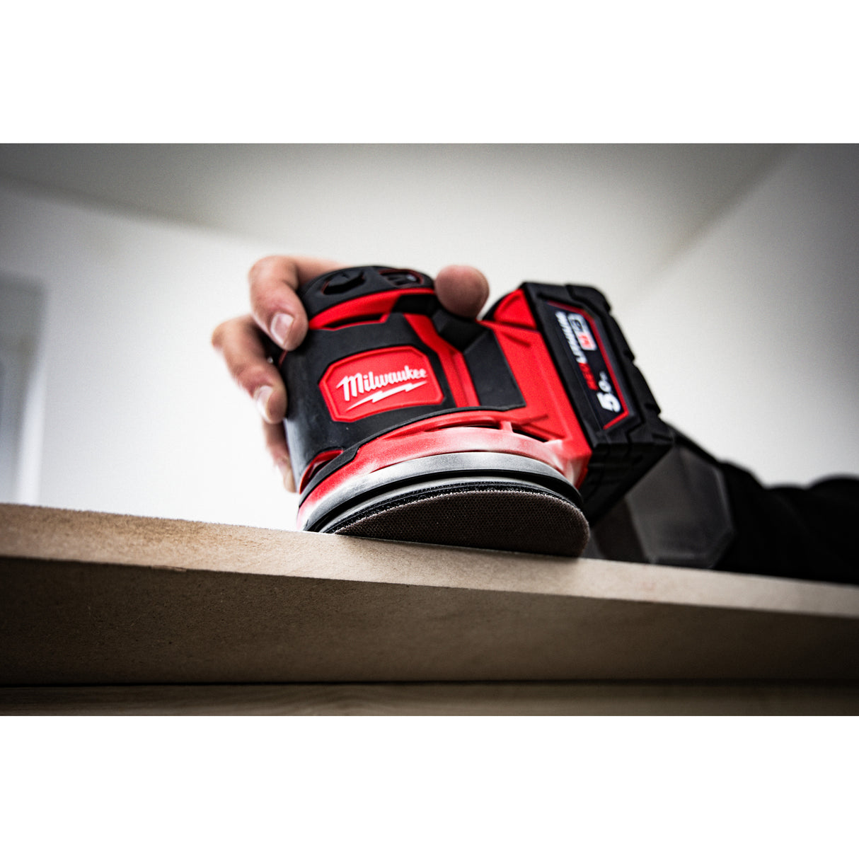 Milwaukee M18bos125-502b șlefuitor orbital   4933464229