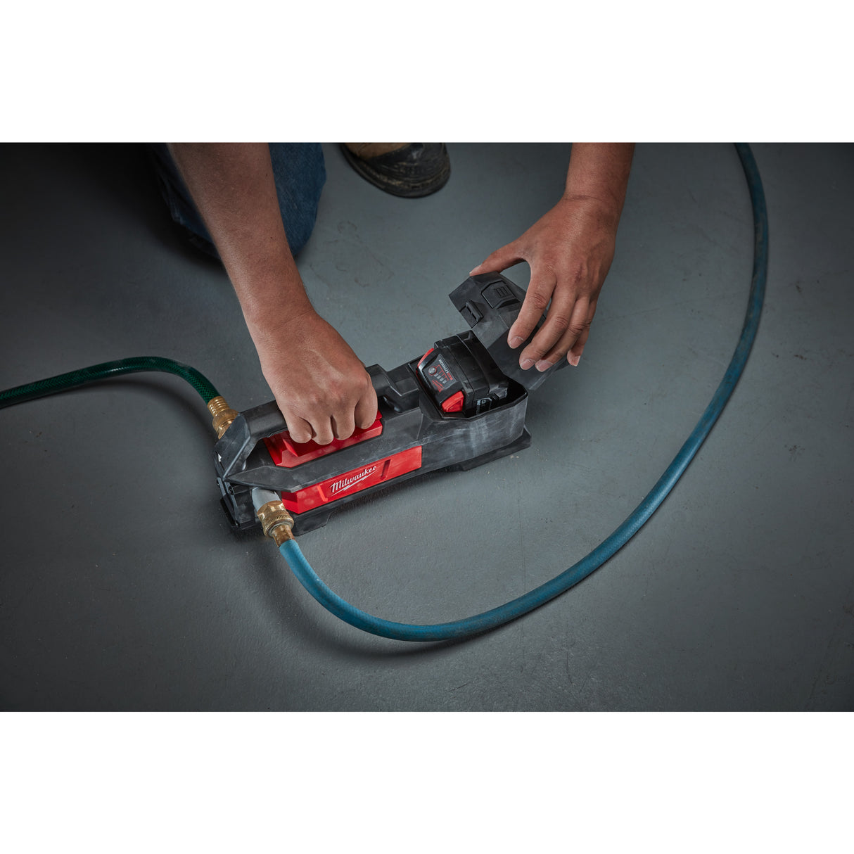 Milwaukee M18btp-0 pompă de transfer   4933471494