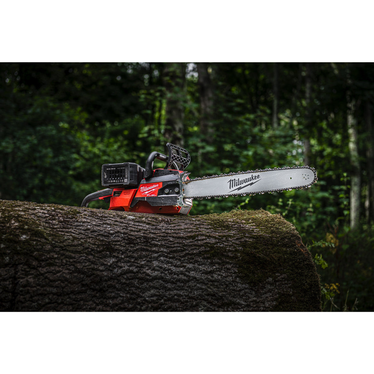 M18 F2CHS50 Fierăstrău cu lanț cu 2 acumulatori M18 FUEL™ 50 cm Milwaukee
