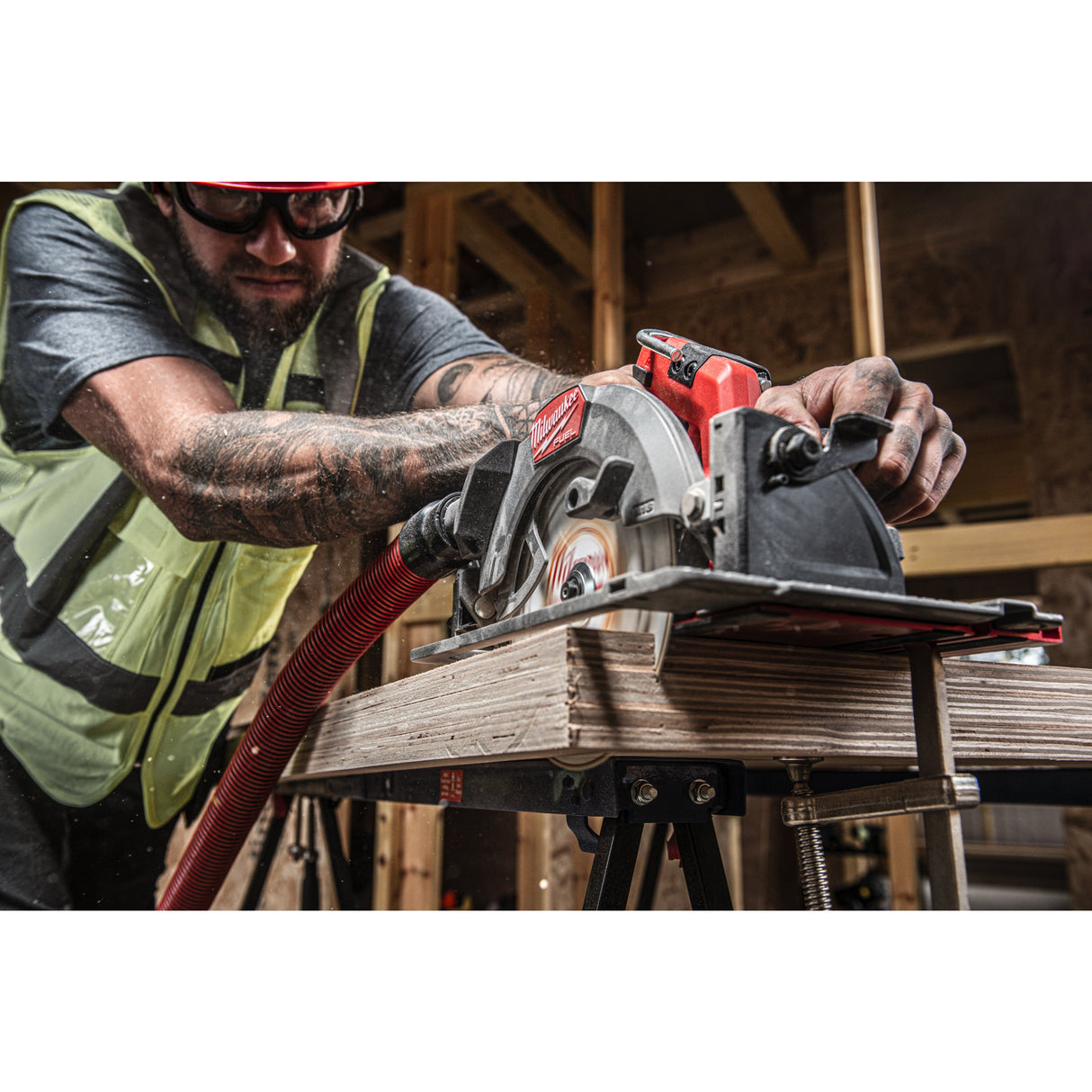 M18 FCS66GR3 Fierăstrău circular M18 FUEL™ compatibil cu șina de ghidare Milwaukee