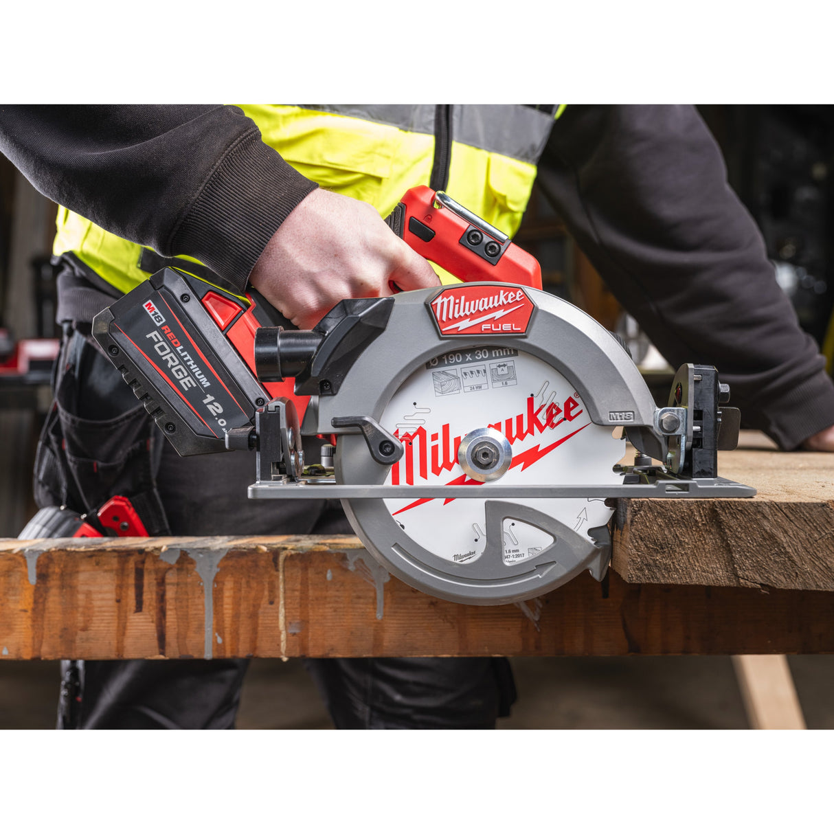 M18 FCS66GR3 Fierăstrău circular M18 FUEL™ compatibil cu șina de ghidare Milwaukee