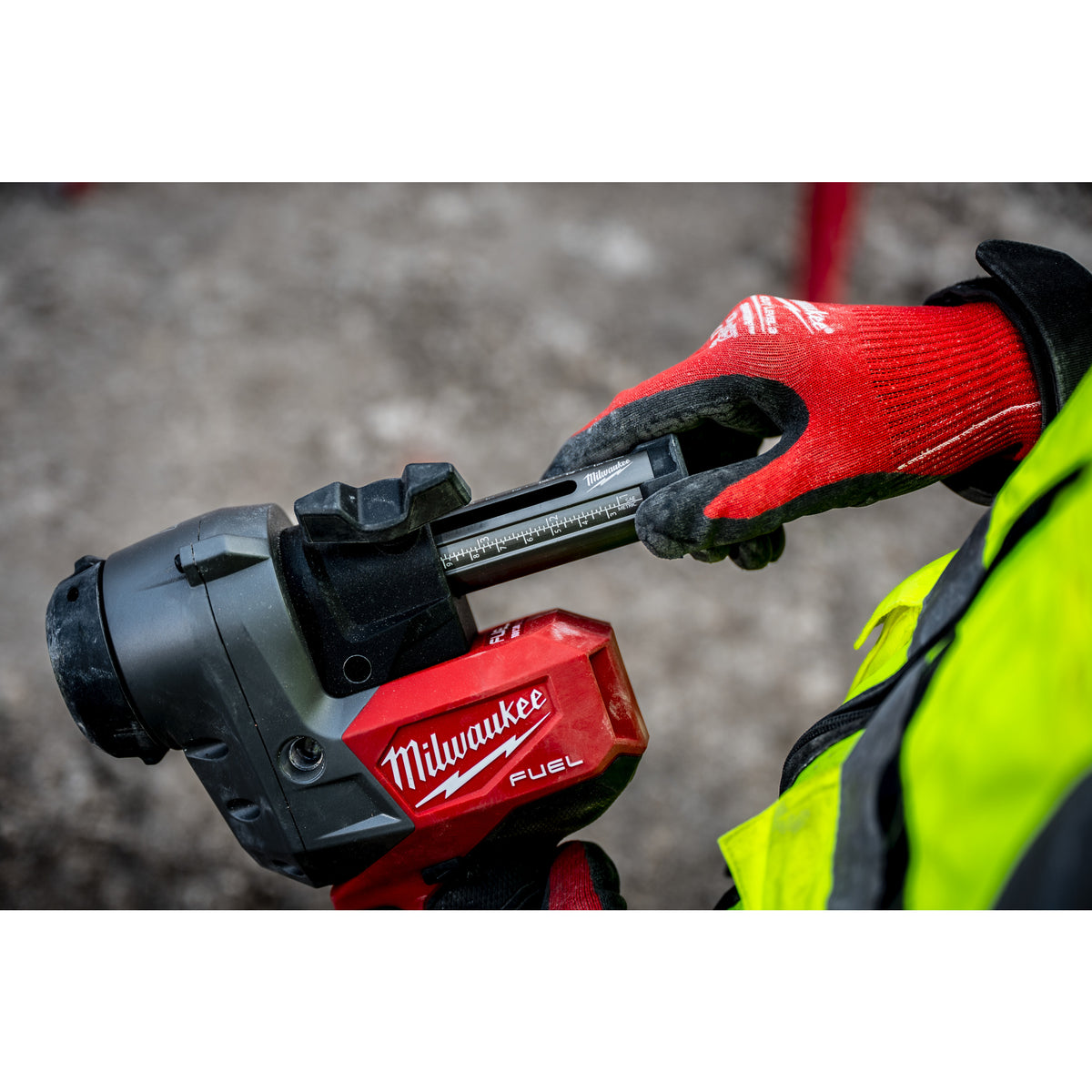 M18FCST Mașină dezizolat cabluri M18 FUEL™ Milwaukee