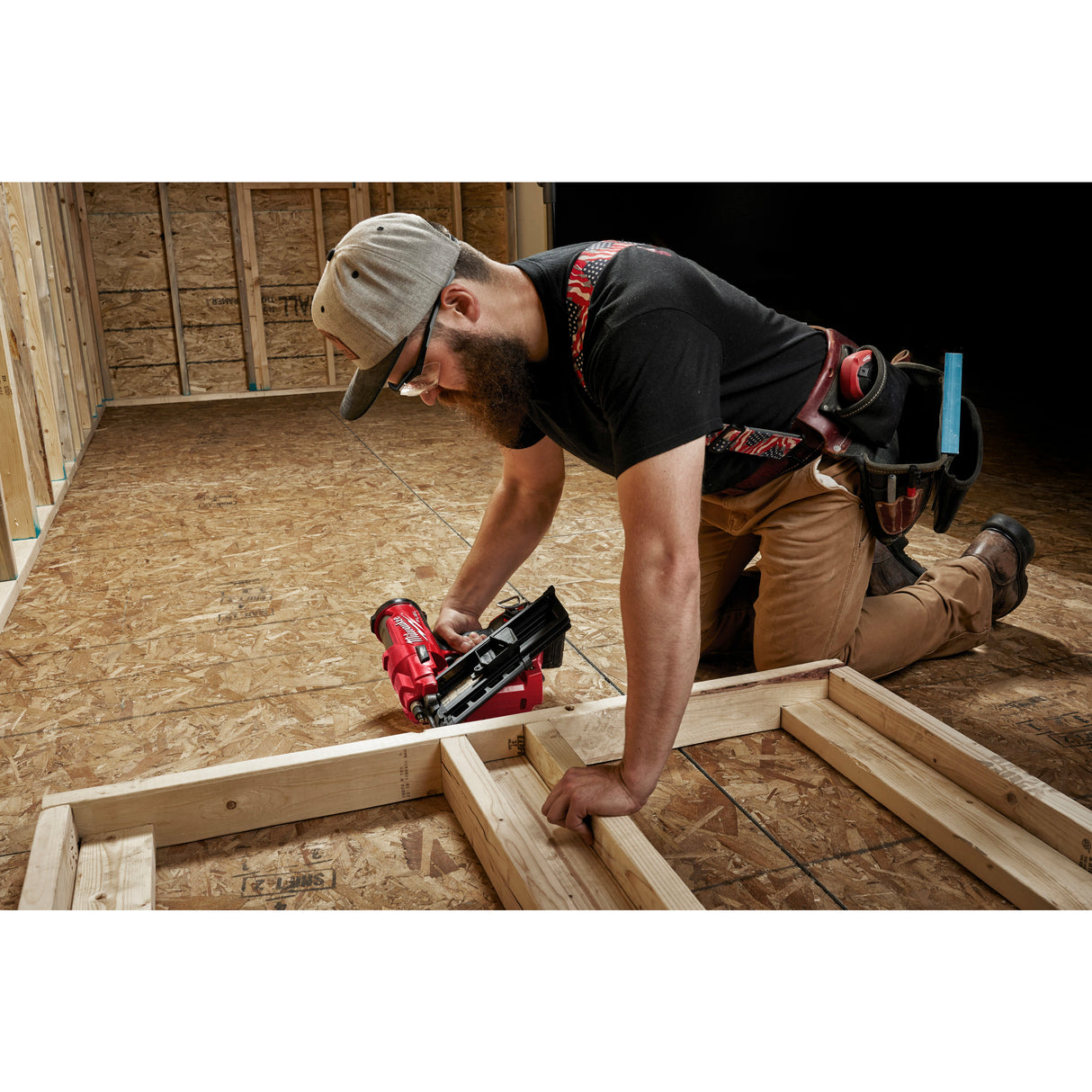 Milwaukee M18ffn-502c pistol pentru cuie   4933471404