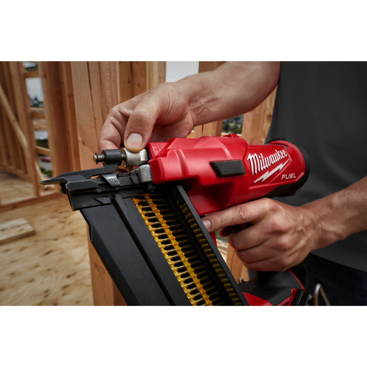 Milwaukee M18ffn21-0c pistol pentru cuie   4933478993