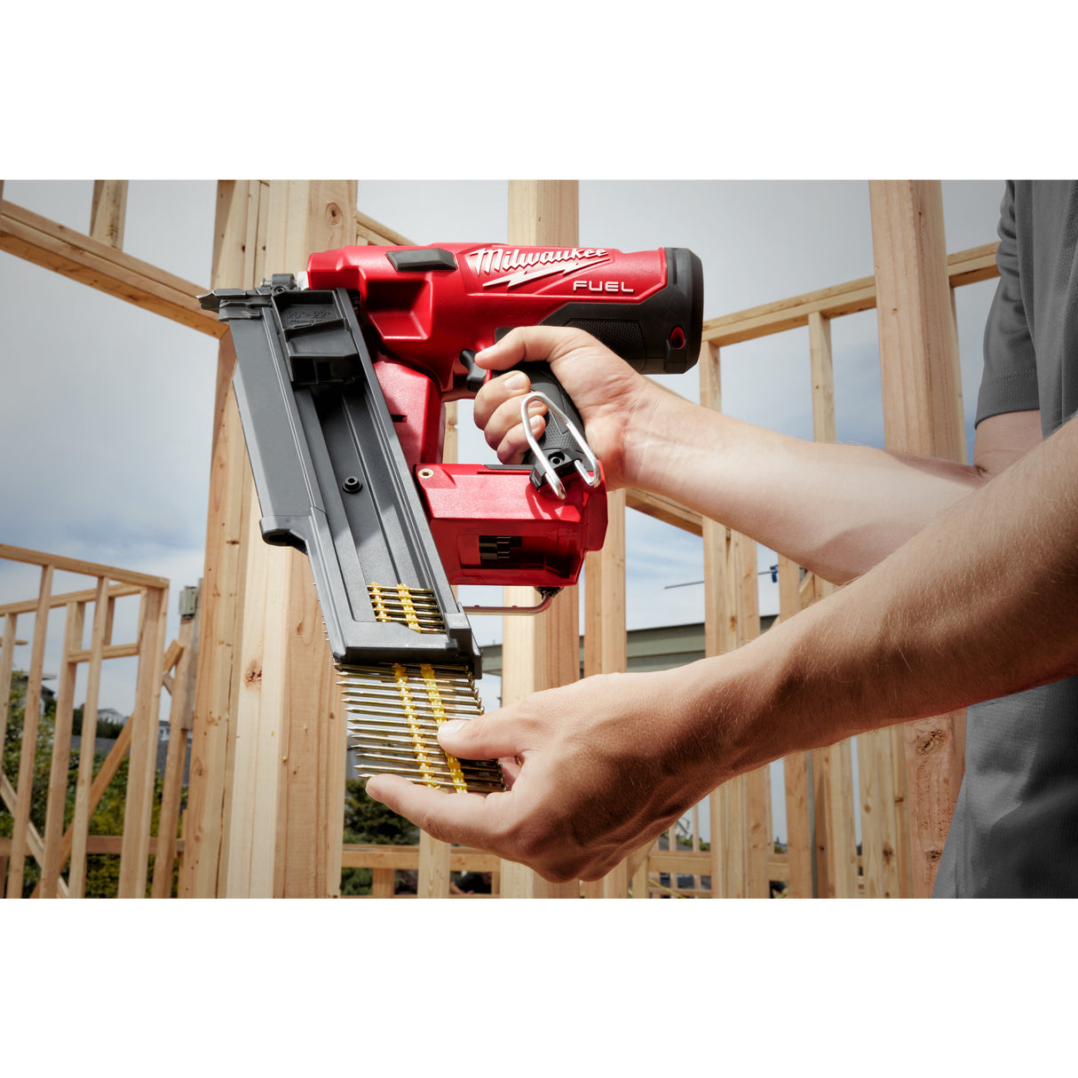 Milwaukee M18ffn21-0c pistol pentru cuie   4933478993