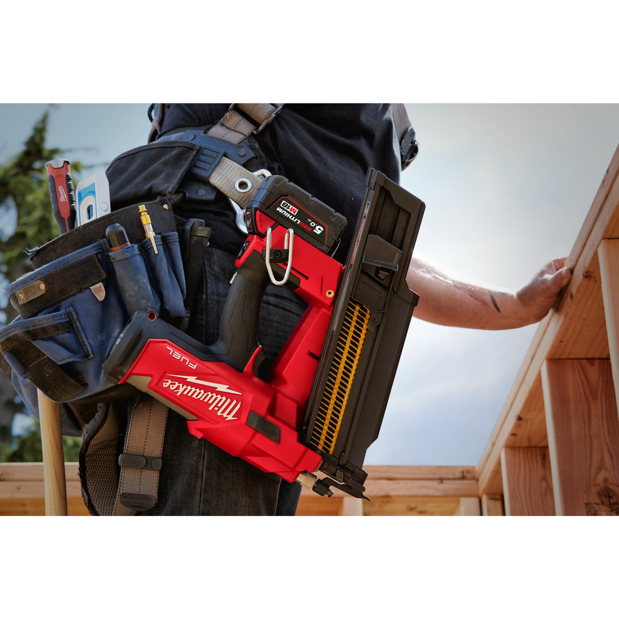 Milwaukee M18ffn21-0c pistol pentru cuie   4933478993