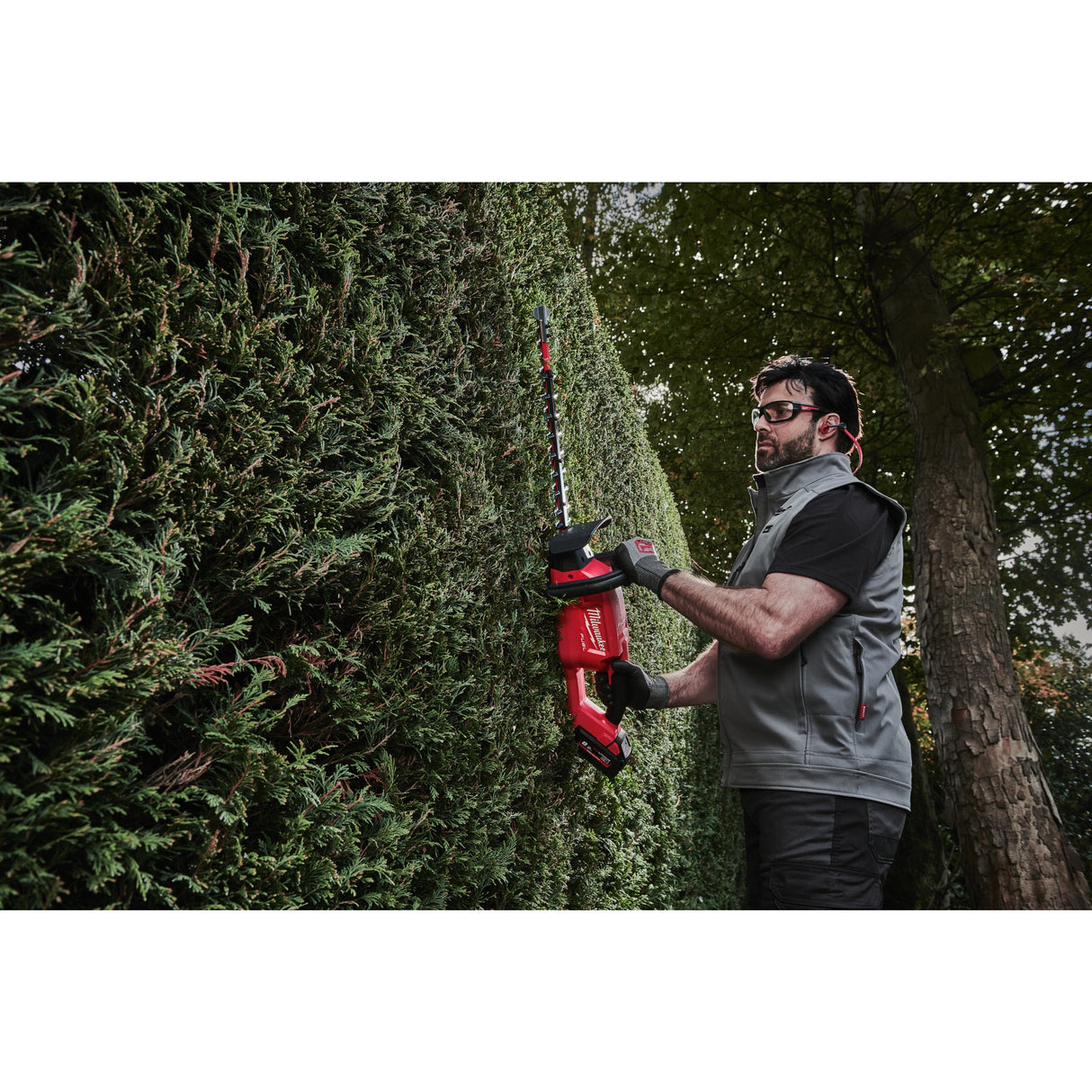 M18 FHET45 Trimmer pentru gard viu 45 cm M18 FUEL™ Milwaukee
