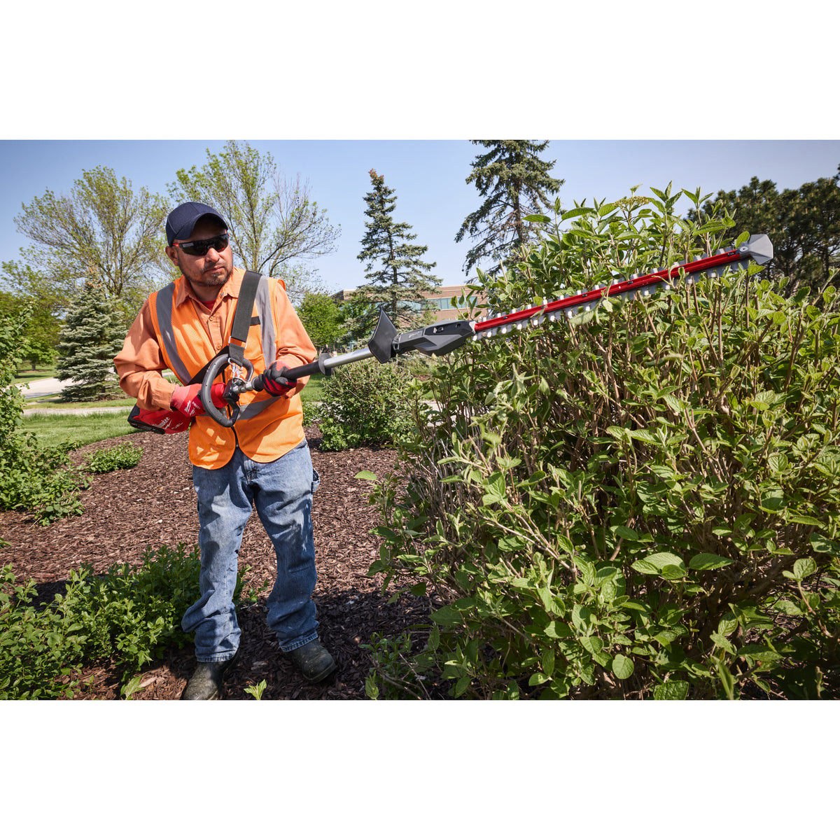 M18FHETSP Trimmer pentru gard viu cu tijă scurtă M18 FUEL™ Milwaukee