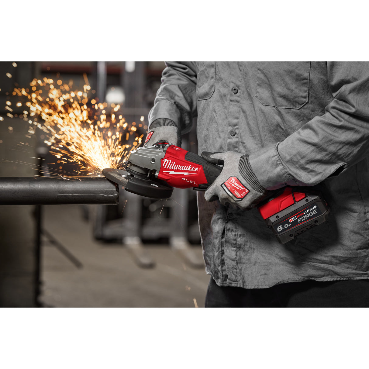Milwaukee 4933493417 M18 FHSAG125XPDB2-0X Polizor unghiular de înaltă performanță cu frânare rapidă și comutator tip clapetă M18 FUEL™ 125 mm