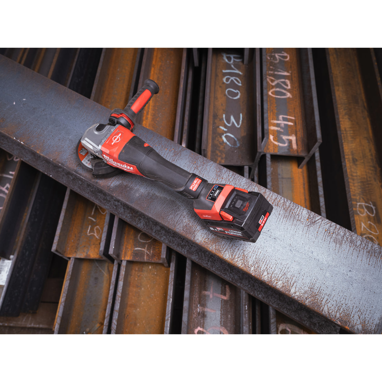 Milwaukee 4933493420 M18 FHSAGO125VXPDB2-802X Polizor unghiular de înaltă performanță, 125 mm cu frânare, viteză variabilă și one-key™ M18 FUEL™