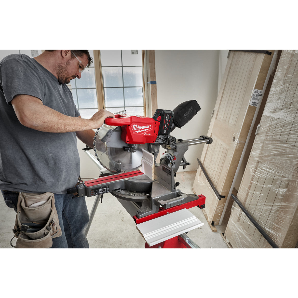 Milwaukee 4933499181 M18 FMS305-121 Fierăstrău circular staționar 305 mm M18™ one-key™